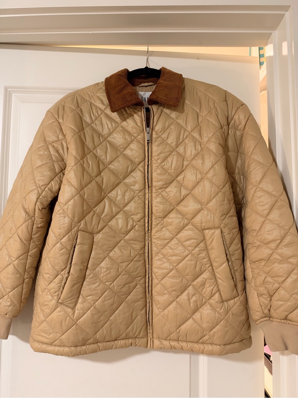 GAP Quilted Beige Puffer Jacket with Brown Corduroy Collar